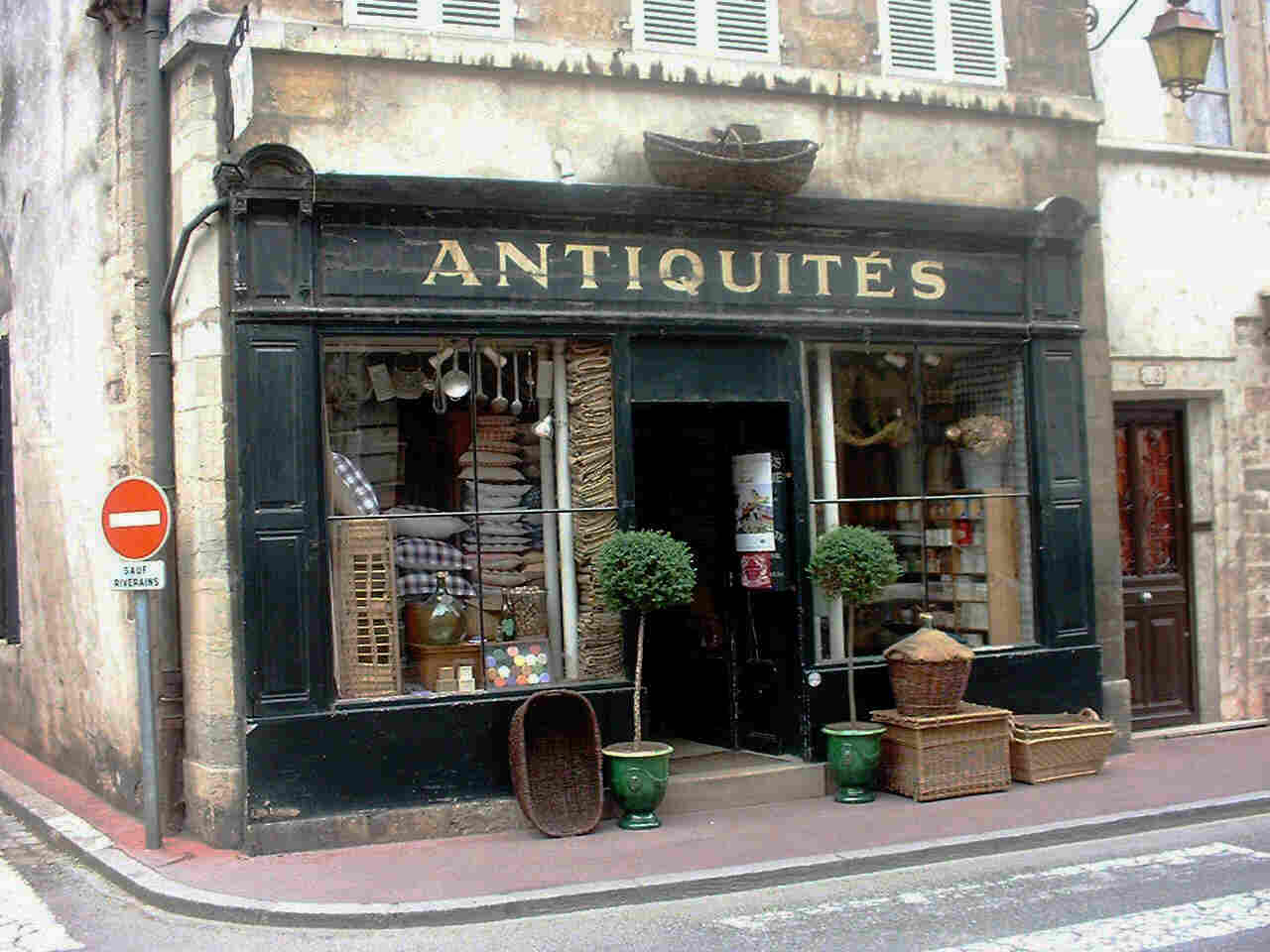Antique shop, Beaune