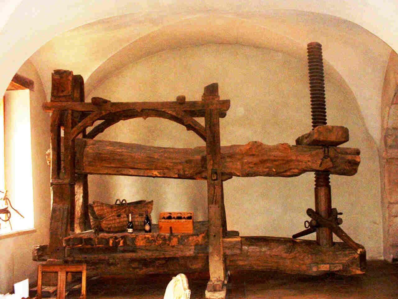 Ancient wine press, Pommard