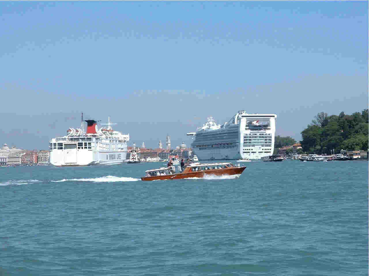 Cruise ship in Venice